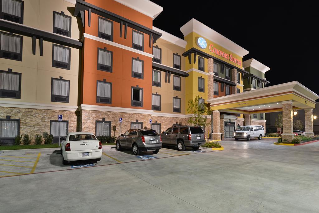 Comfort Suites Amarillo Exterior photo